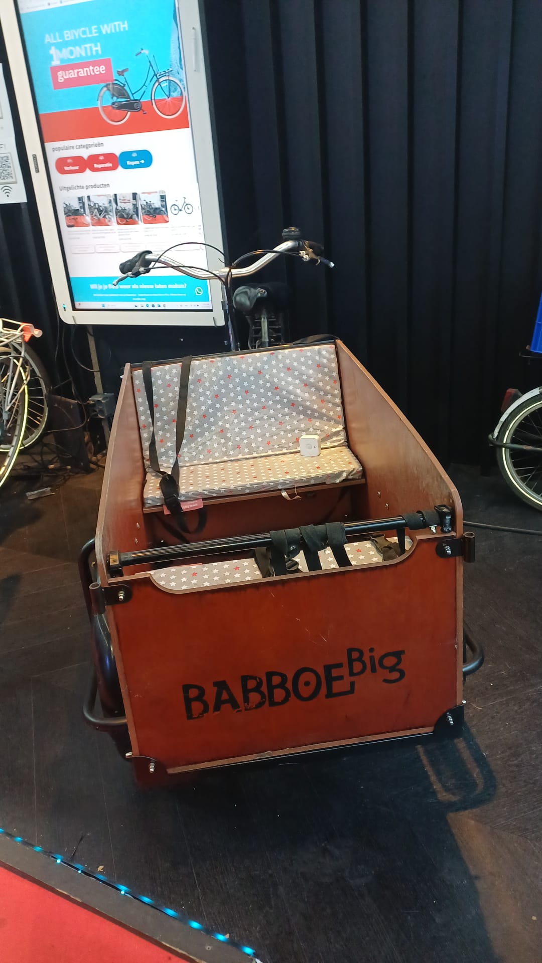 BABBOE Bakfiets 5 gaers with one month garantic