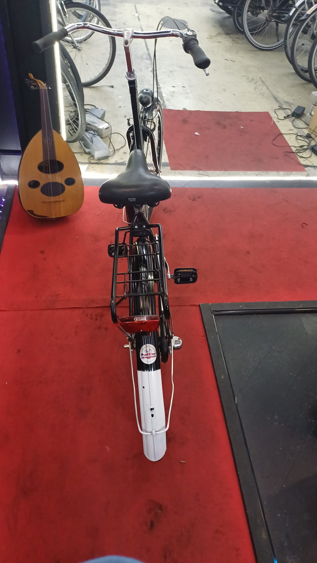 AMESREDAM OMA fiets 3 versnelling met een mand garantie 58 cm