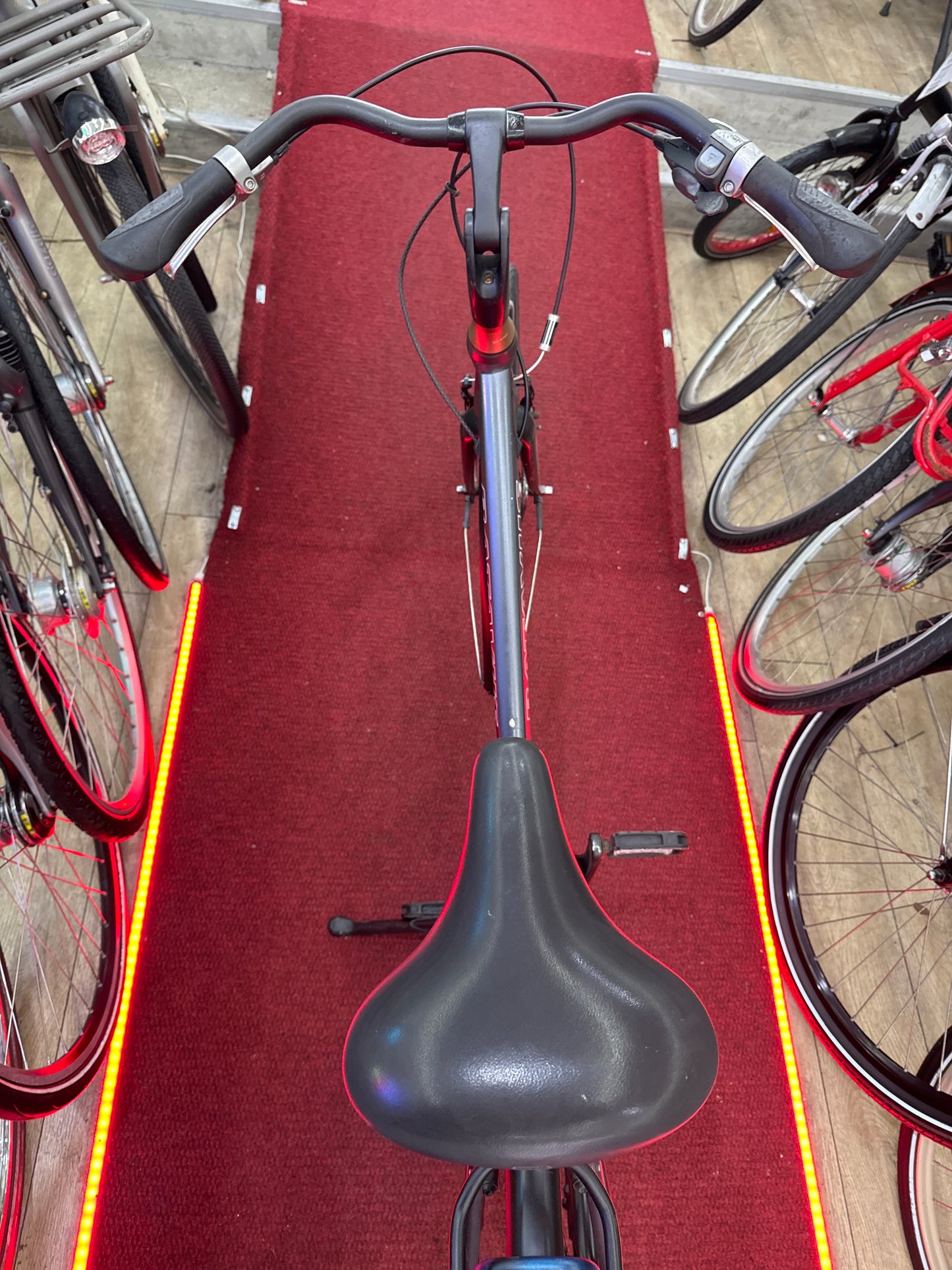 BATAVUS Damesfiets + 1 maand garantie, 57 cm, 8 speed