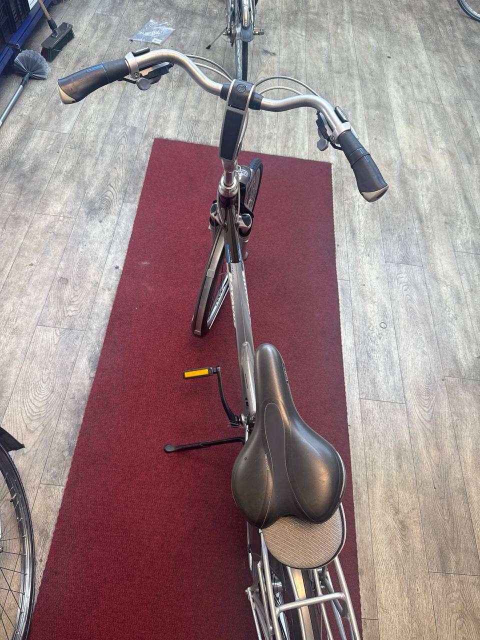 BATAVUS Damesfiets + 1 maand garantie, 57 cm, 8 speed