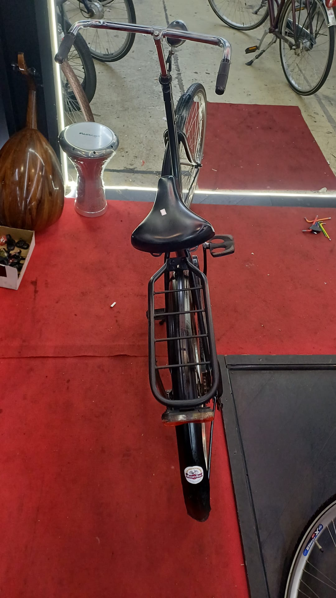 OMA fiets met een mand garantie 56 cm