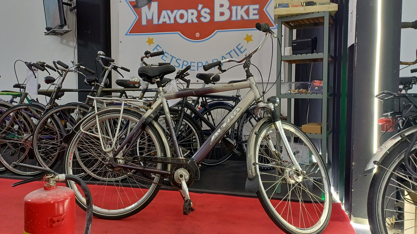 ALTRA herenfiets een maand garantie(7 gears-60cm)