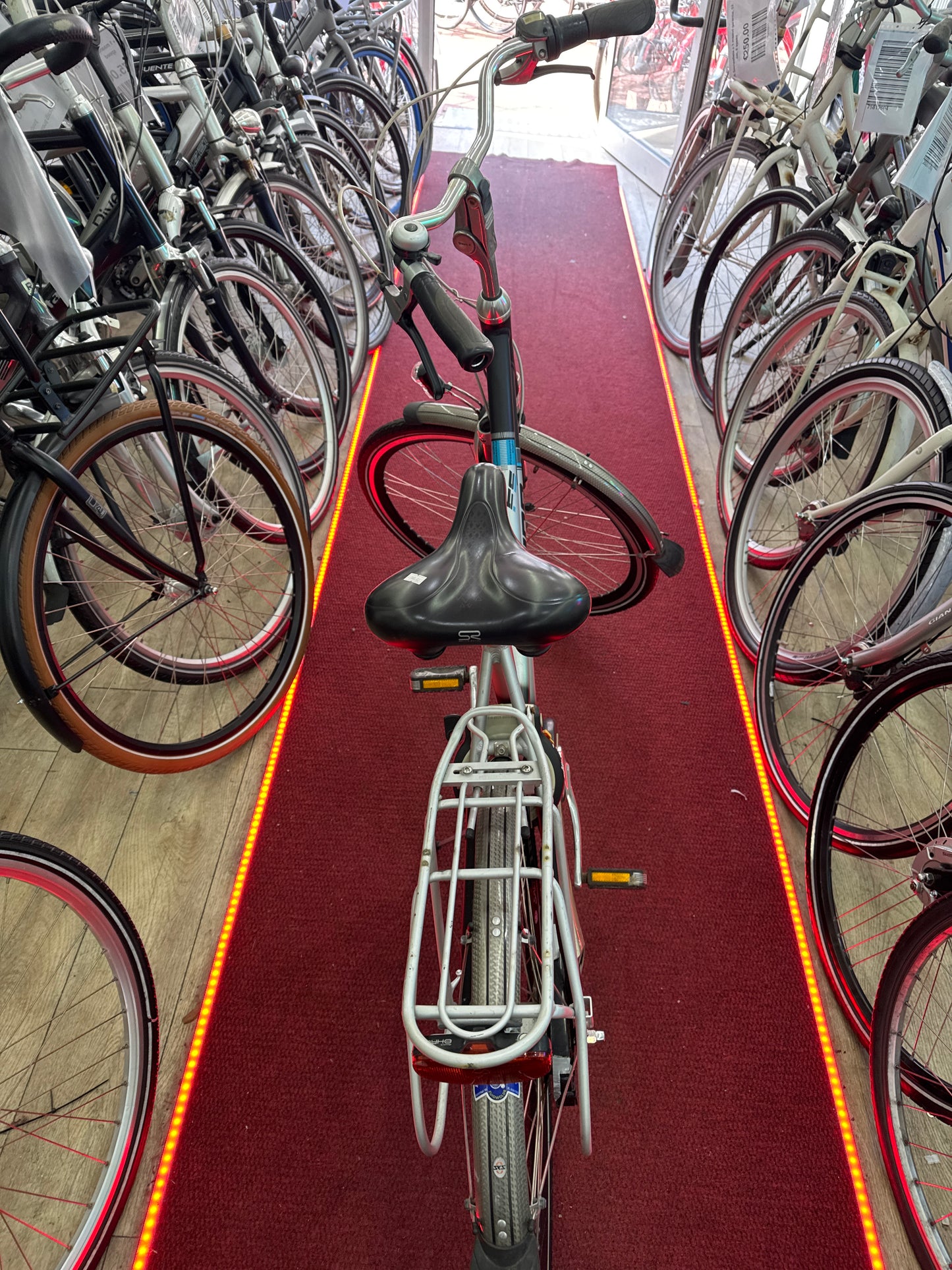 MCDINO Damesfiets + 1 maand garantie, 56cm, 8 speed